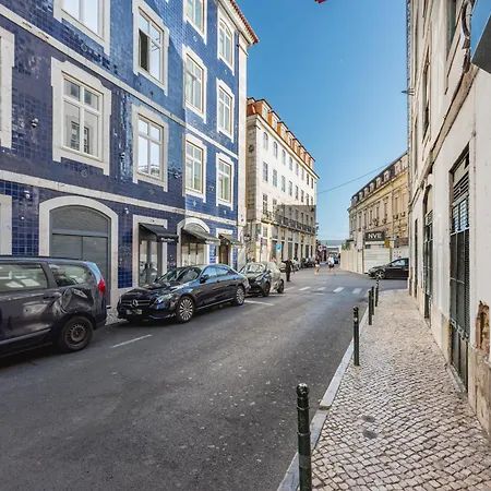 Appartamento ' Exclusive Riverside Haven In Top-location '