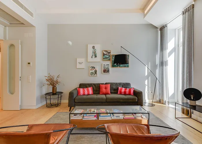 Apartment ' Exclusive Riverside Haven In Top-location '