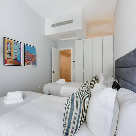 ' Exclusive Riverside Haven In Top-location ' Appartement